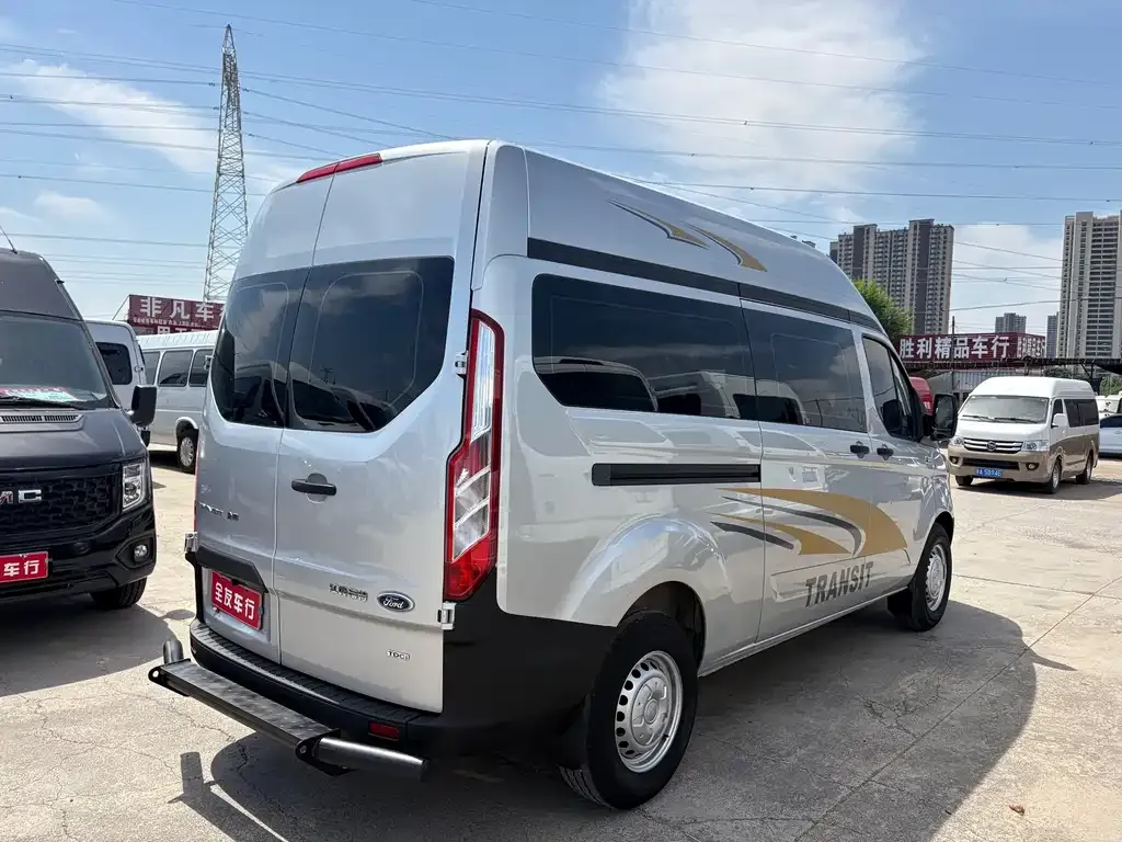 Ford Transit 2022 из CN, фото 7