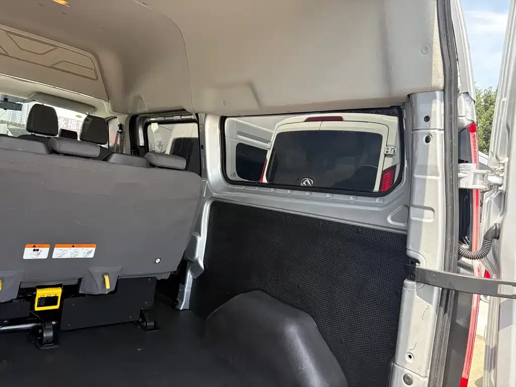 Ford Transit 2022 из CN, фото 8