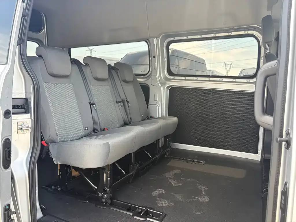 Ford Transit 2022 из CN, фото 10