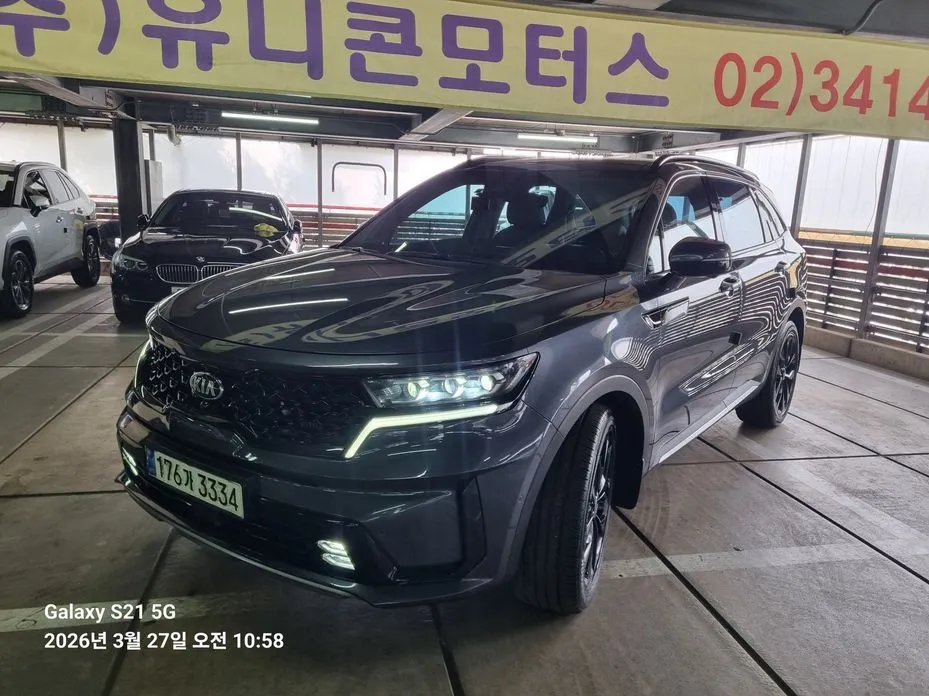 Kia Sorento — фото 8
