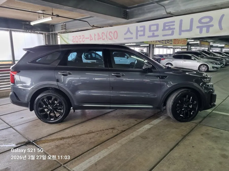 Kia Sorento — фото 10