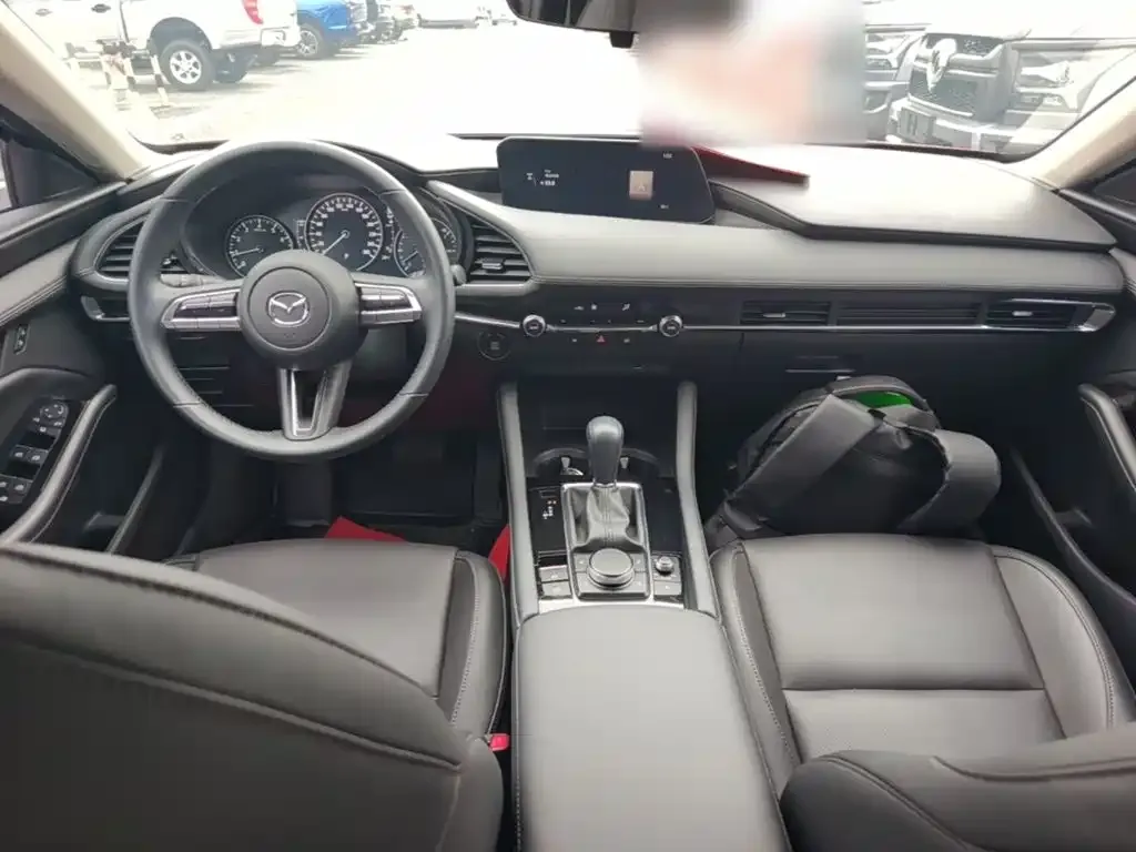 Mazda 3 Axela 2021 из CN, фото 5