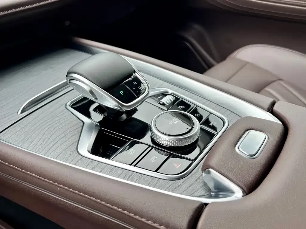 Chery Tiggo 8 PRO — фото 2
