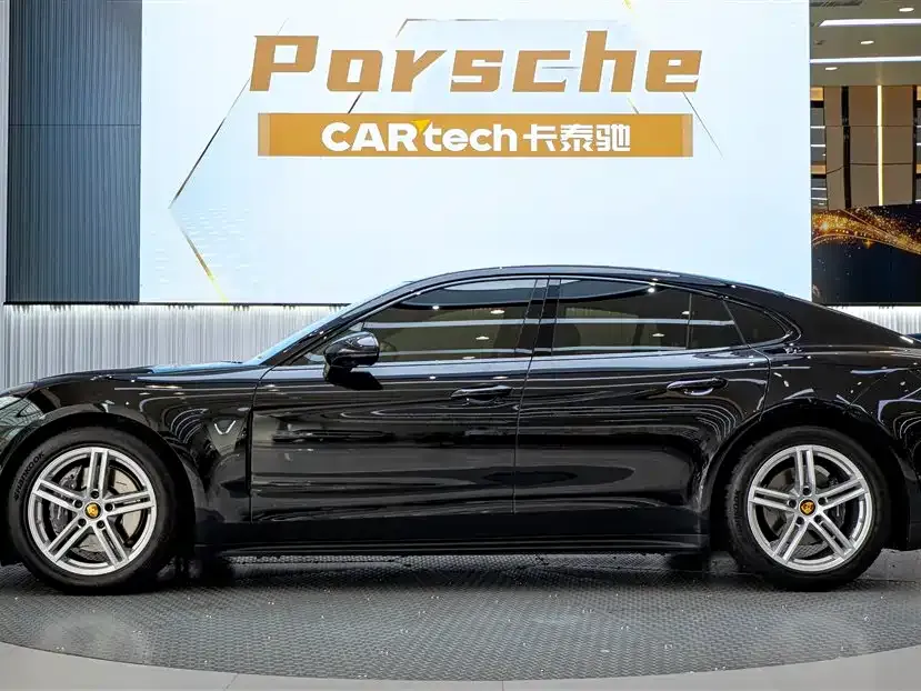 Porsche Panamera — фото 2