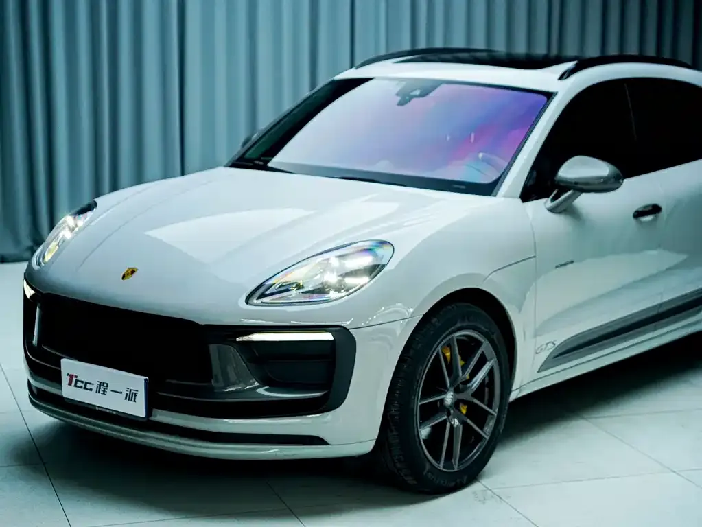 Porsche Macan — фото 7