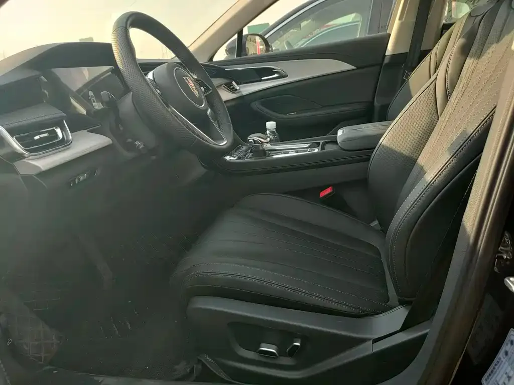 Hongqi H5 PHEV 2025 из CN, фото 5