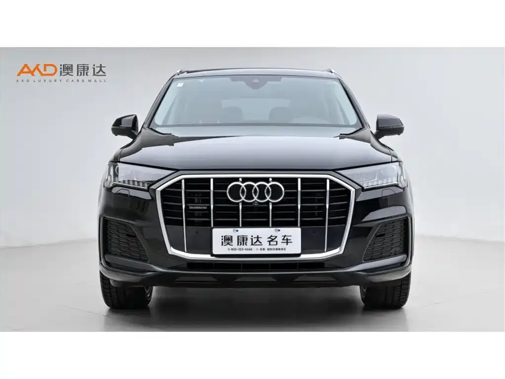Audi Q7 2024 из CN, фото 3