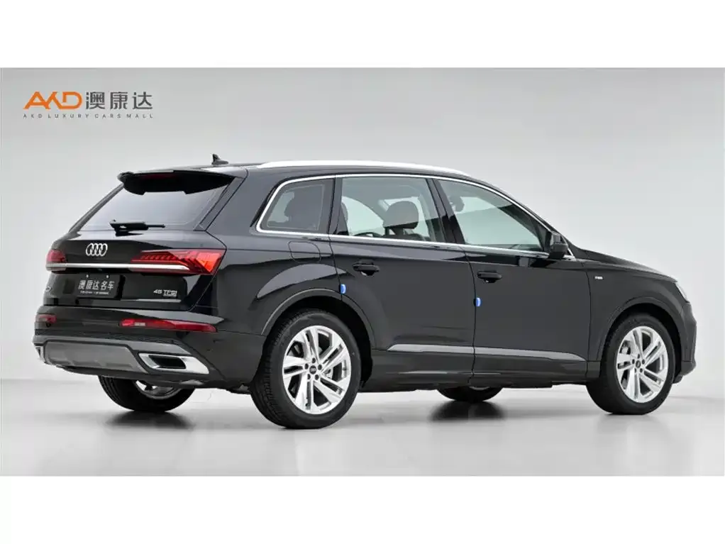Audi Q7 2024 из CN, фото 4