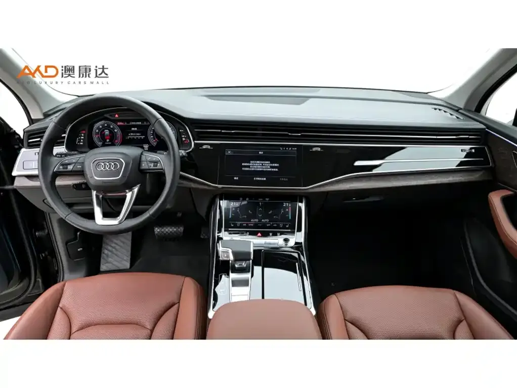 Audi Q7 2024 из CN, фото 9