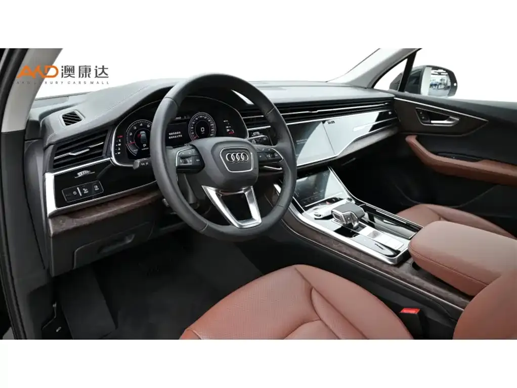 Audi Q7 2024 из CN, фото 5