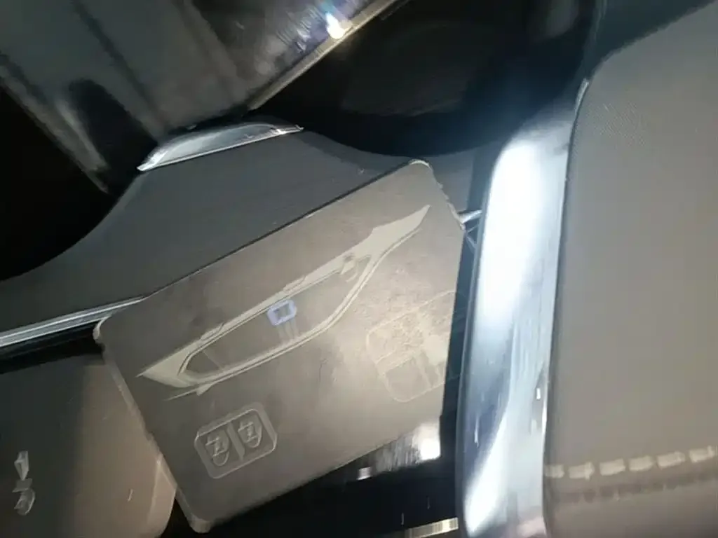 Buick E4 2024 из CN, фото 2