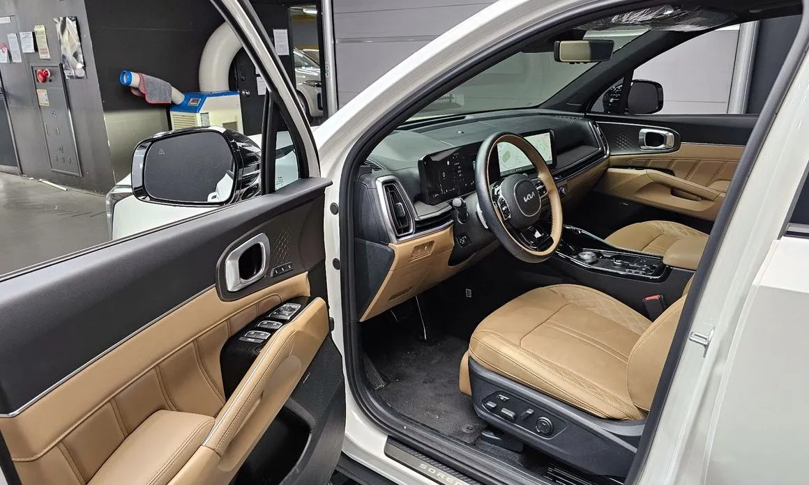 Kia Sorento — фото 10