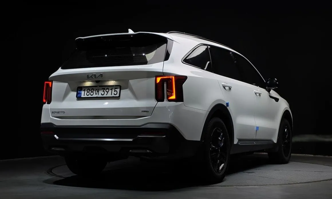 Kia Sorento — фото 4