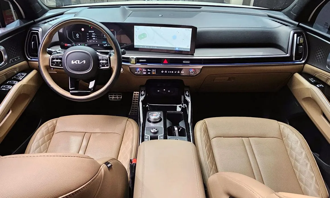 Kia Sorento — фото 7