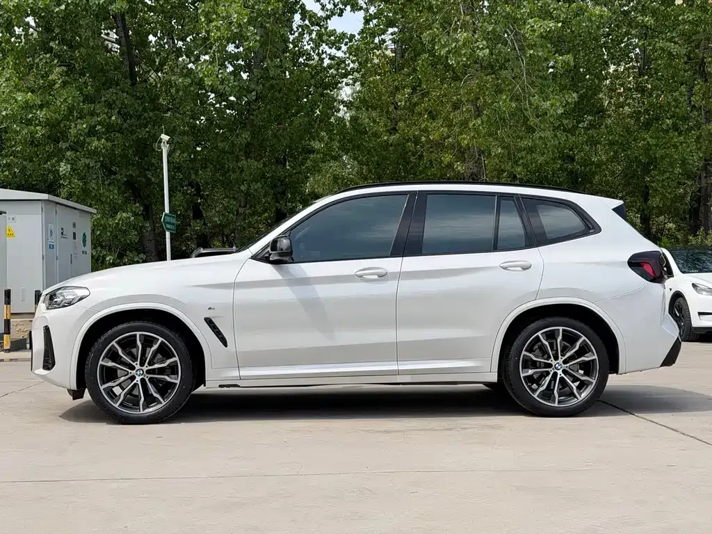 BMW X3 — фото 9