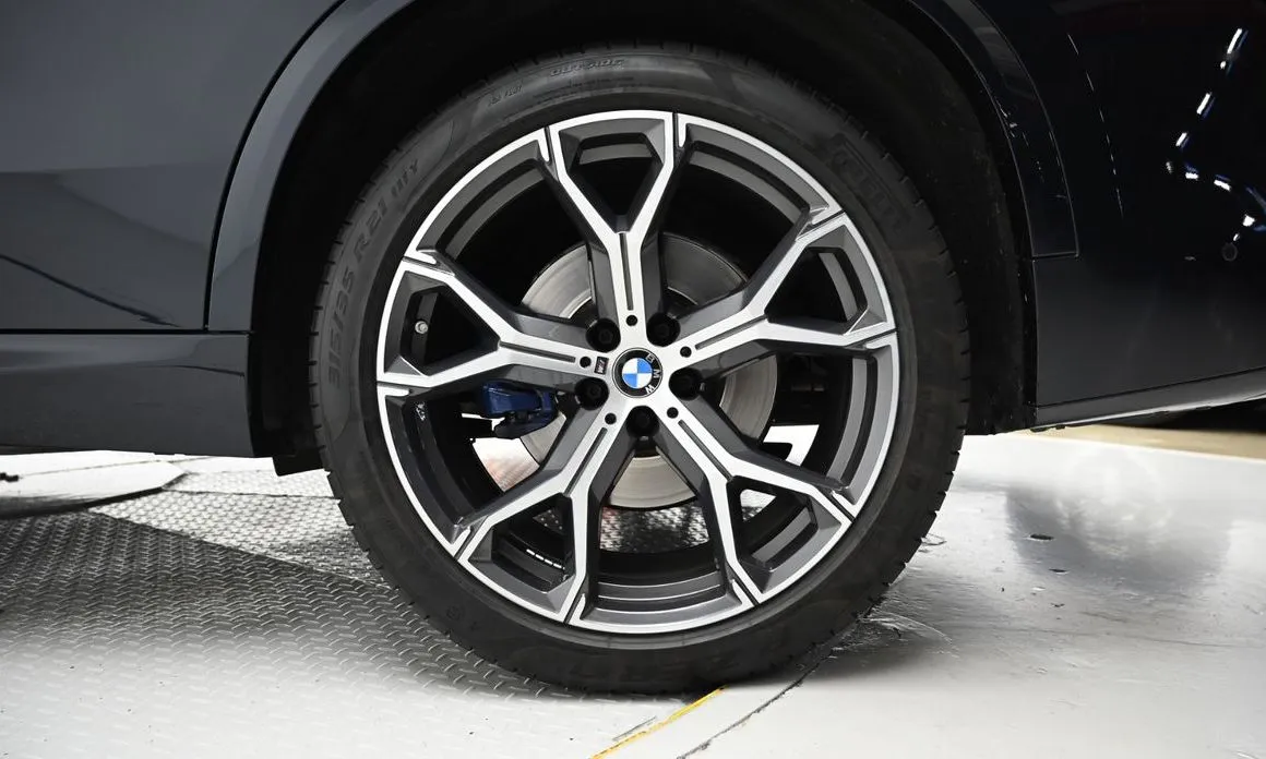 BMW X5 — фото 5