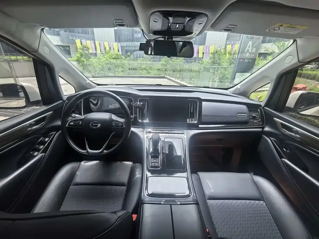 GAC Motor Trumpchi M8 — фото 9