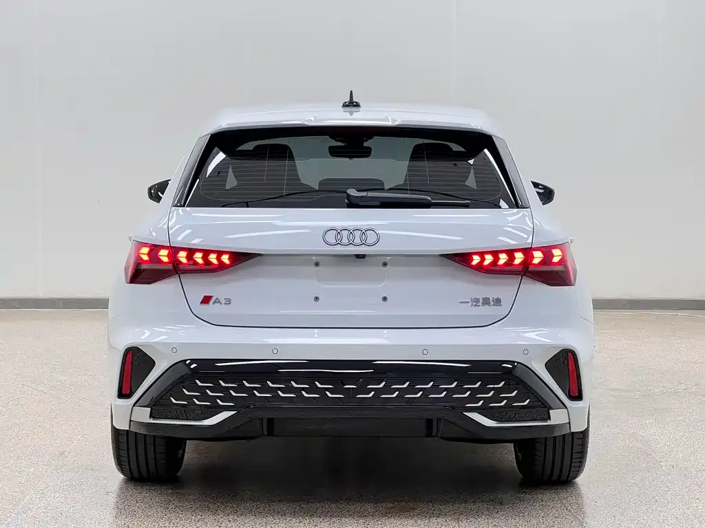 Audi A3 — фото 5
