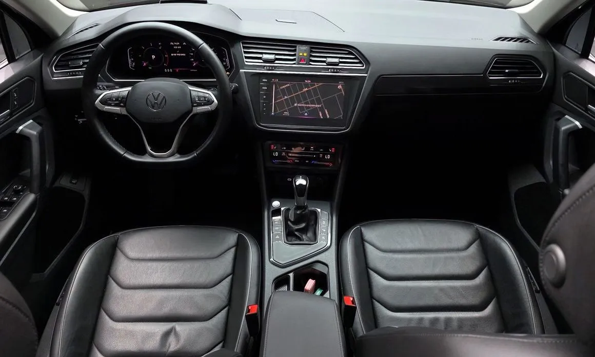 Volkswagen Tiguan 2021 из KR, фото 10