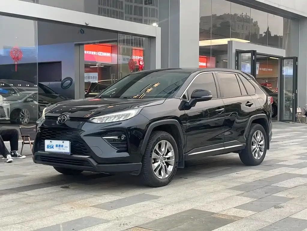 Toyota Wildlander — фото 1