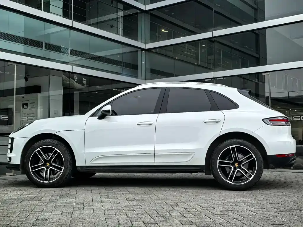 Porsche Macan — фото 6