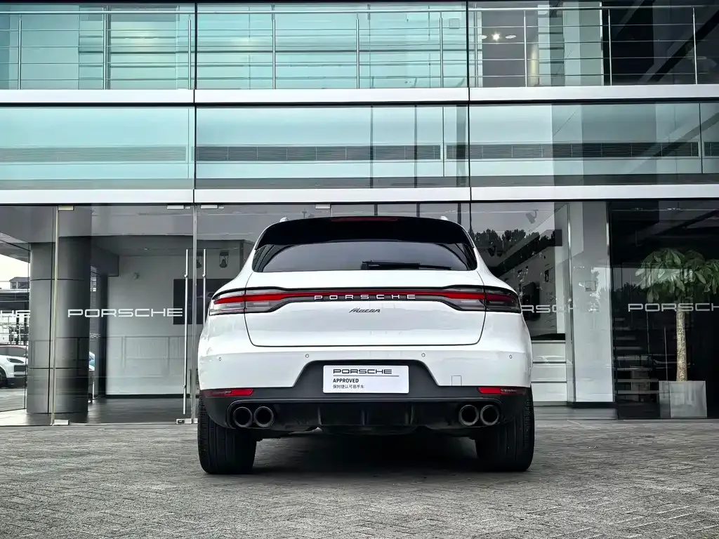 Porsche Macan — фото 10