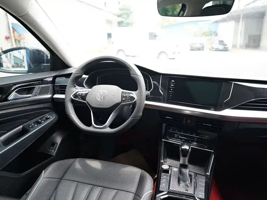 Volkswagen Passat — фото 4