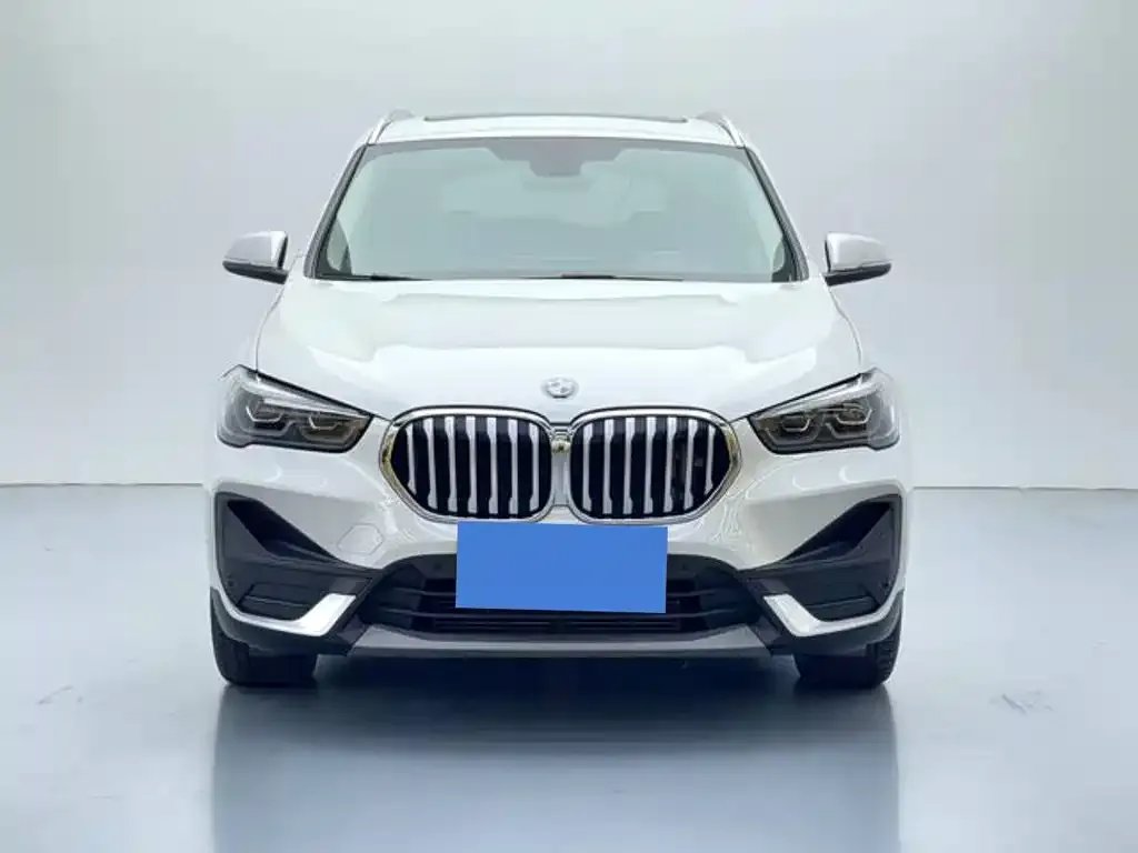 BMW X1 — фото 7