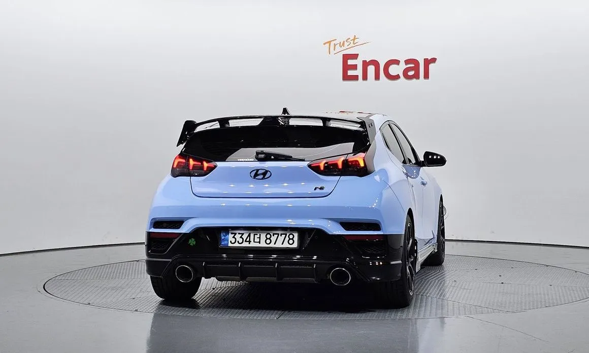 Hyundai Veloster — фото 2