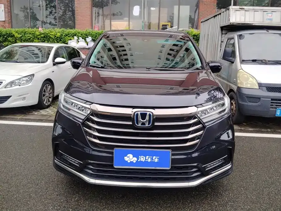 Honda Odyssey — фото 10