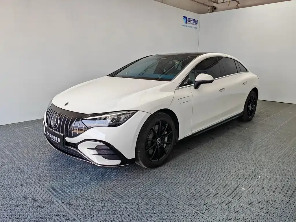 Mercedes-Benz EQE