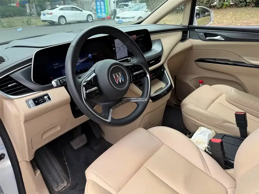 Buick GL8 Hybrid 2025 из CN, фото 4