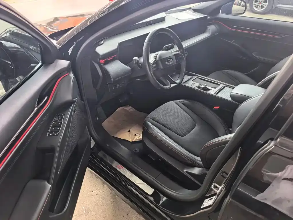 Ford Evos 2022 из CN, фото 6