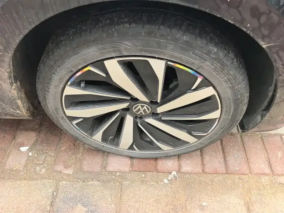 Volkswagen Passat — фото 5