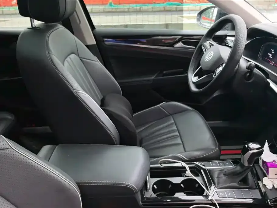 Volkswagen Passat — фото 3