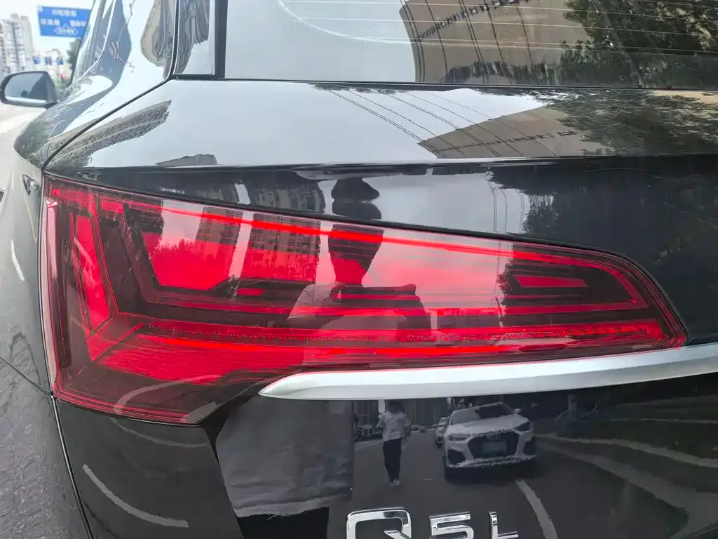 Audi Q5L 2023 из CN, фото 4