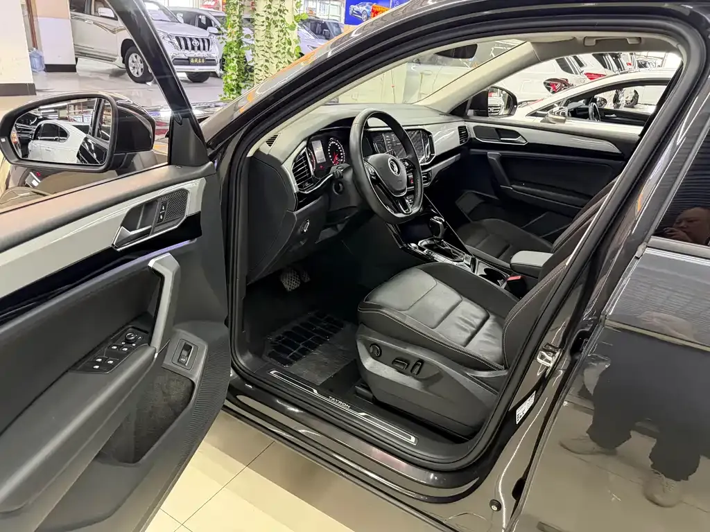 Volkswagen Tayron 2022 из CN, фото 8