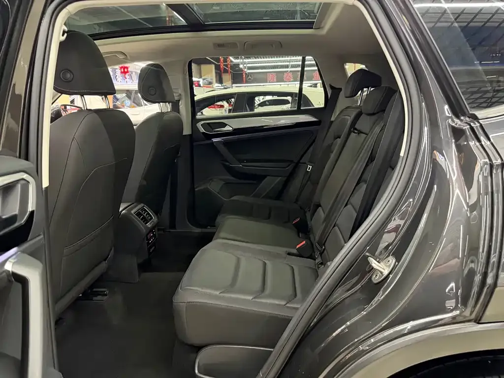 Volkswagen Tayron 2022 из CN, фото 9