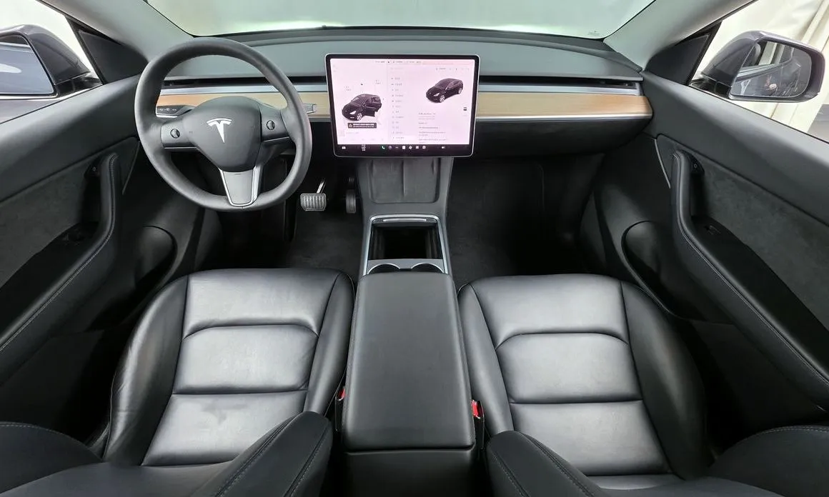 Tesla Model Y — фото 7