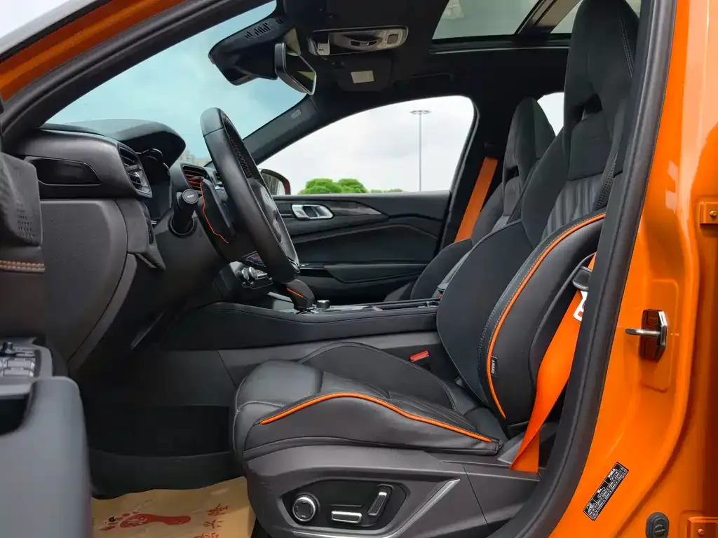 Lynk & Co 02 Hatchback 2021 из CN, фото 10