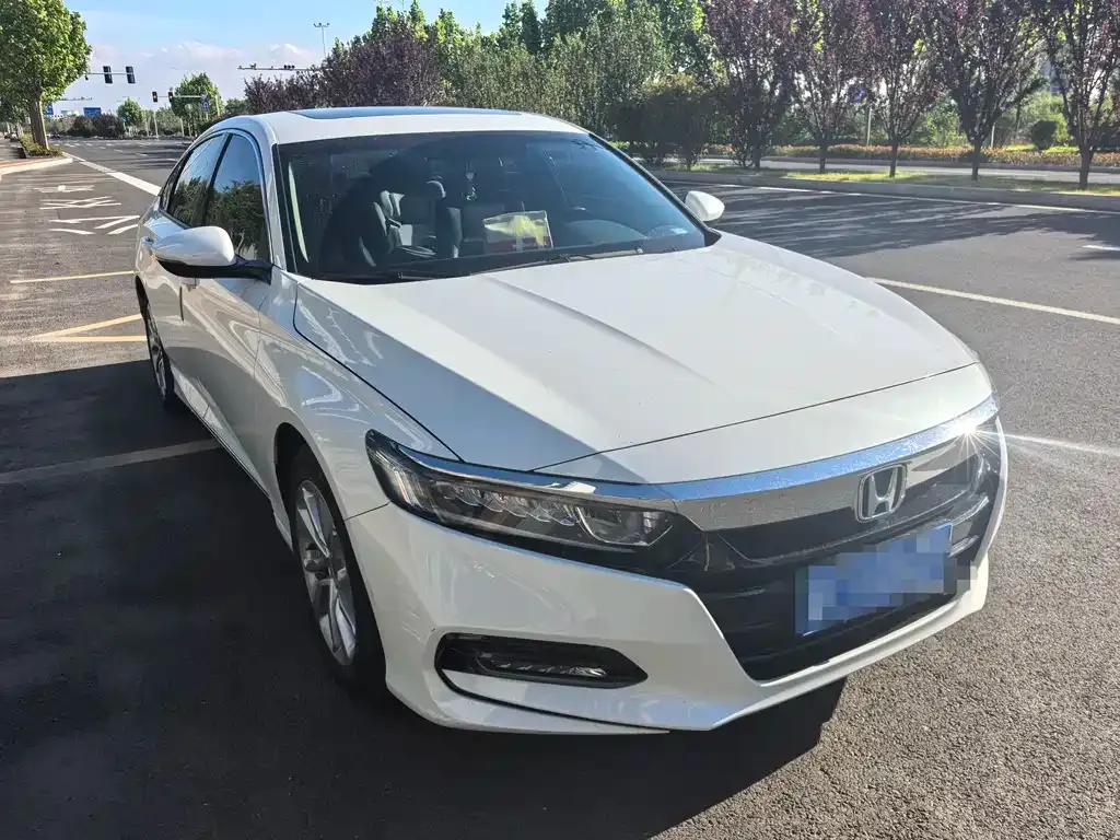 Honda Accord — фото 3