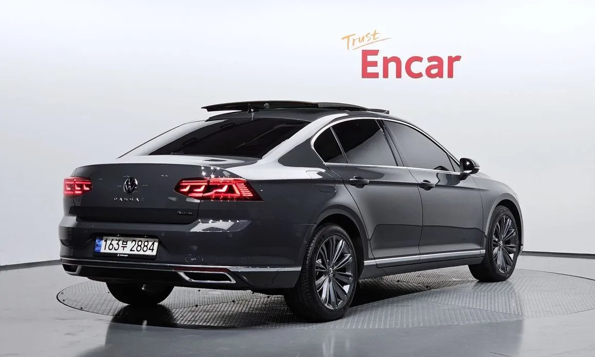 Volkswagen Passat 2021 из KR, фото 2