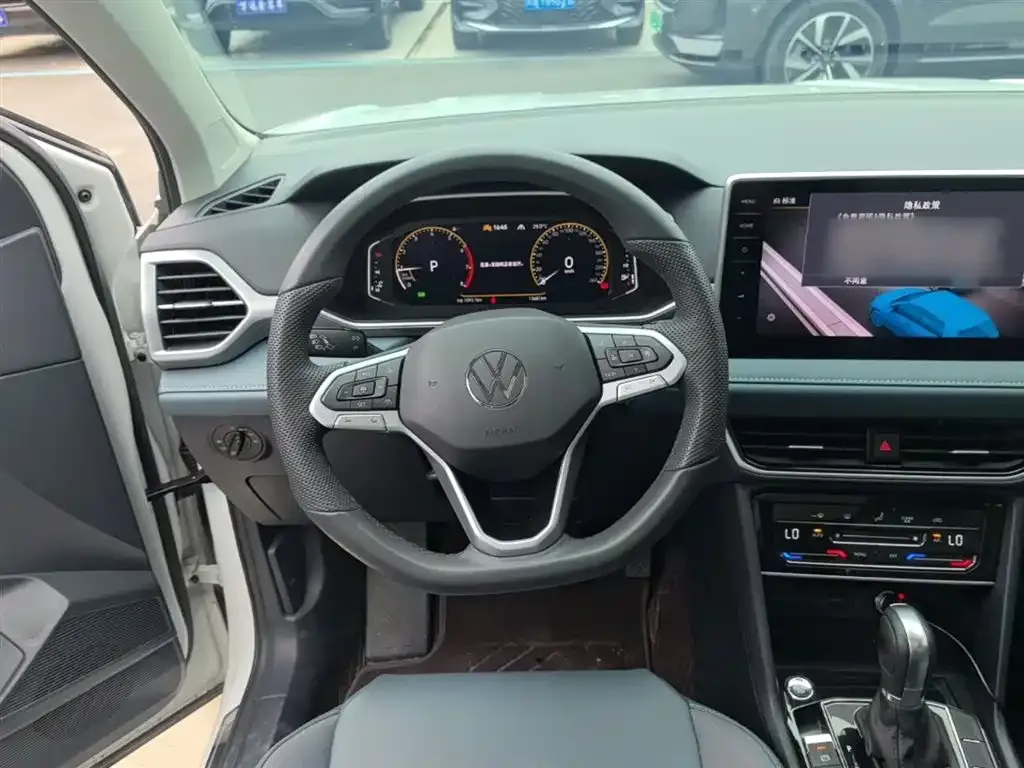 Volkswagen Tharu — фото 5