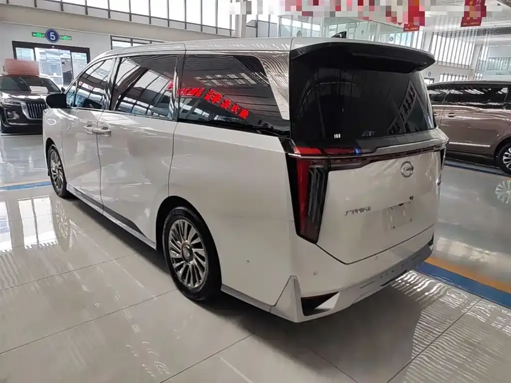 GAC Motor Trumpchi M8 — фото 4