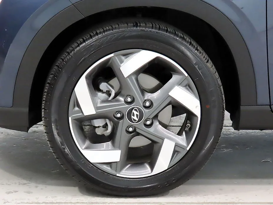 Hyundai Venue 2023 из KR, фото 10