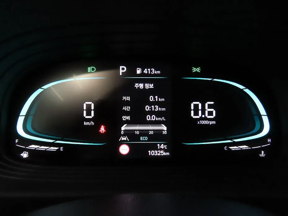 Hyundai Venue 2023 из KR, фото 4