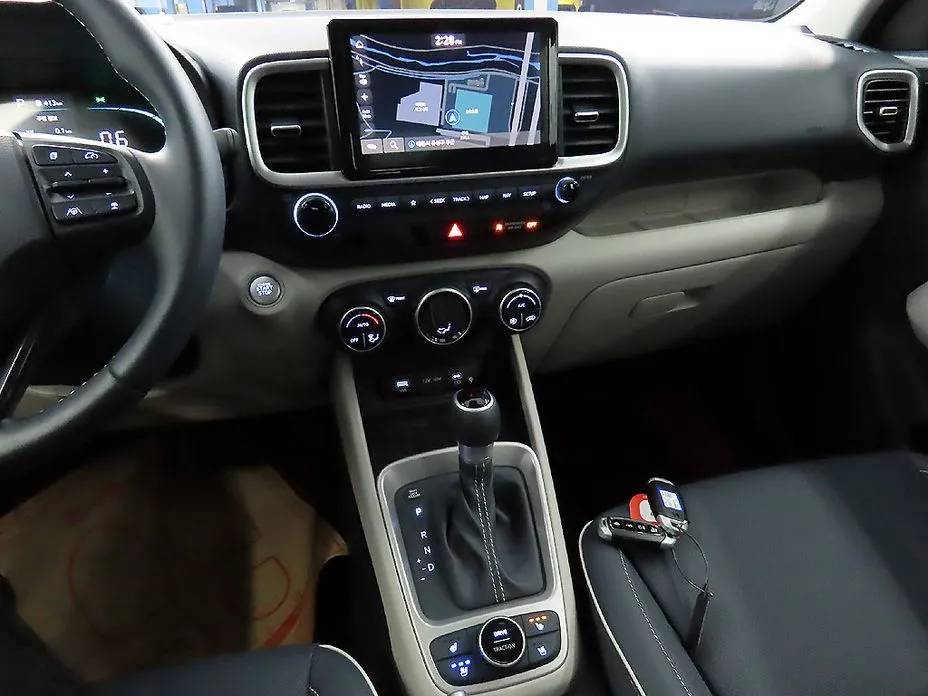Hyundai Venue 2023 из KR, фото 8