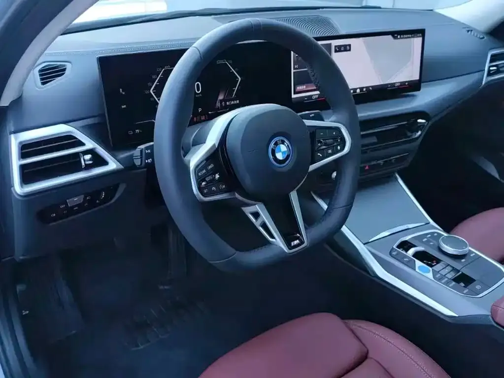 BMW i3 — фото 8