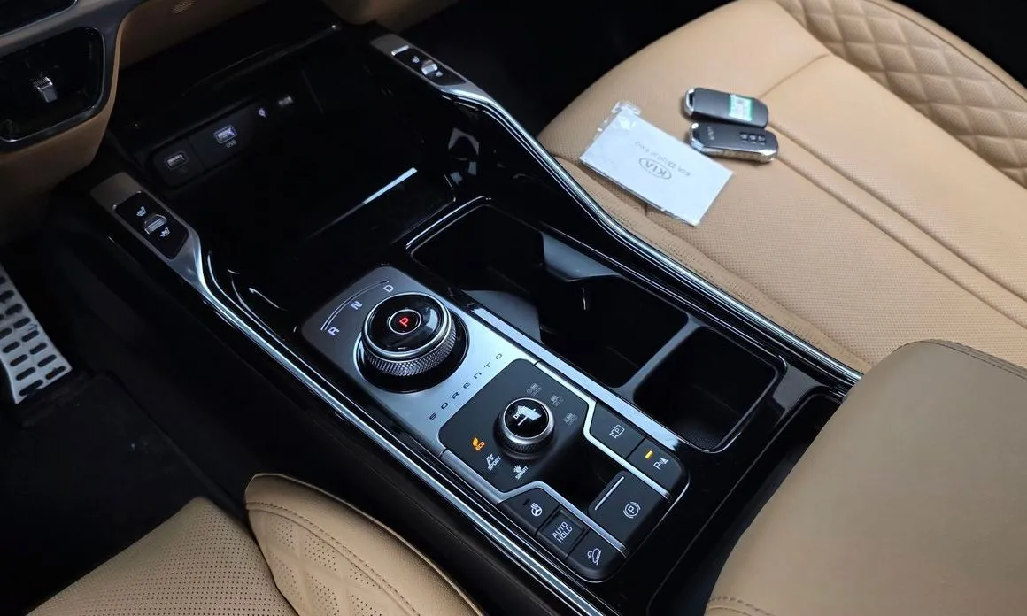 Kia Sorento 2023 из KR, фото 10