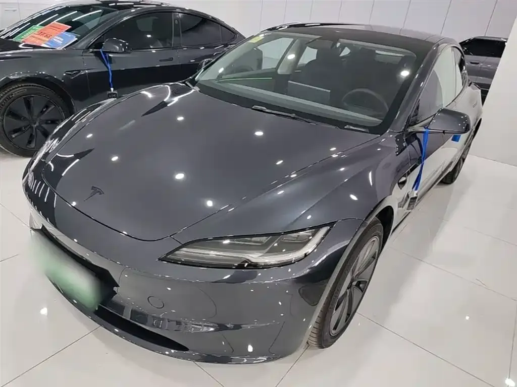Tesla Model 3 — фото 4